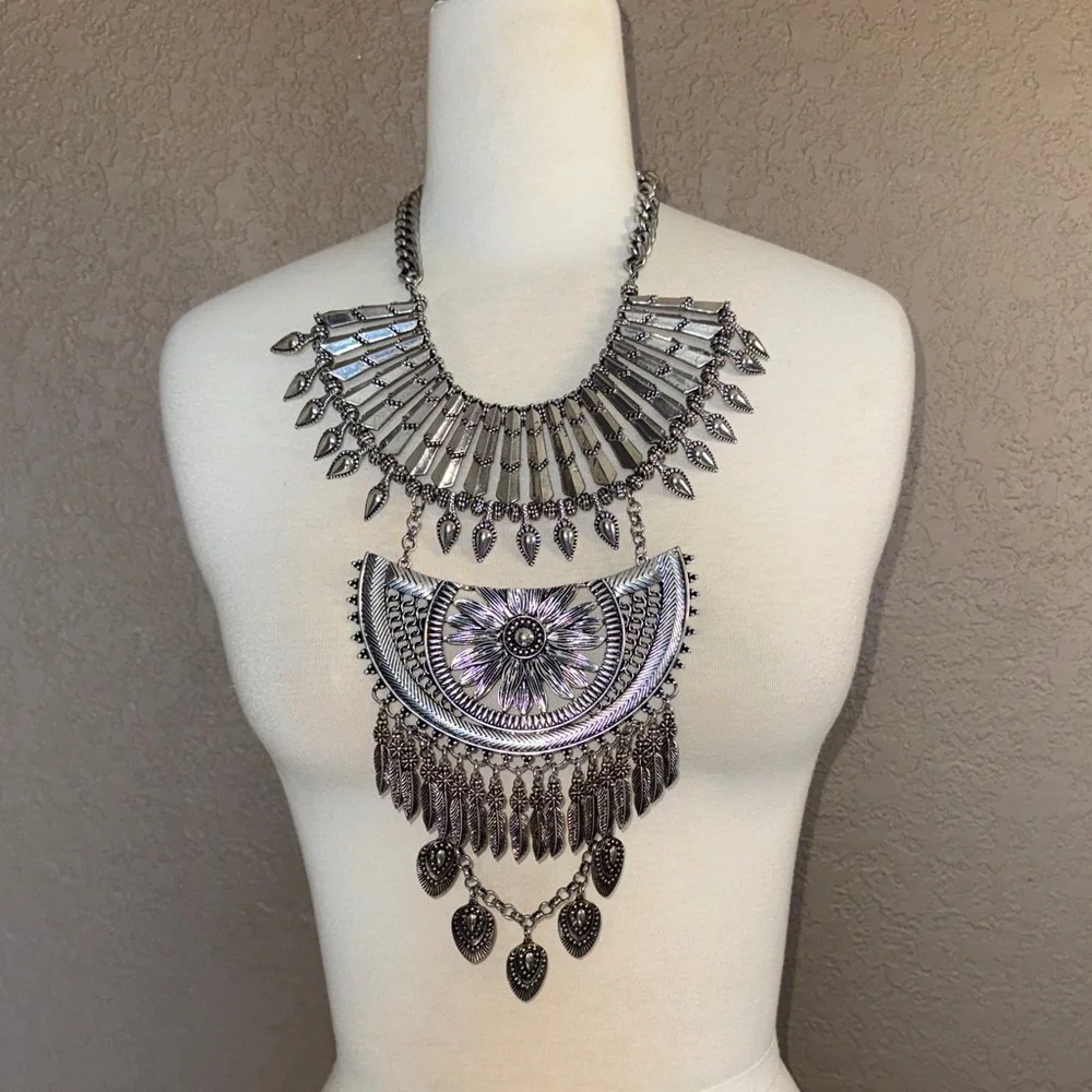 Stunning Tribal Large Statement Bib Necklace - Picture 1 of 12